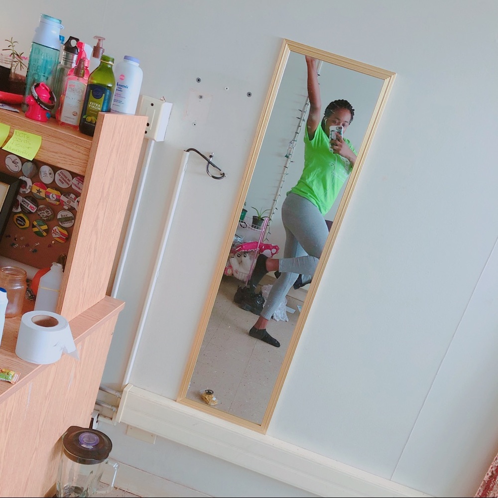 Meet your Posher, Apple